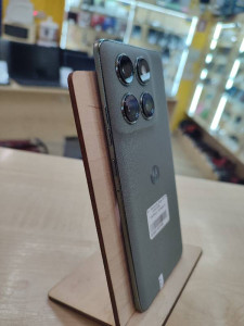 Мобильный телефон Motorola Edge 60 Pro 12/512GB