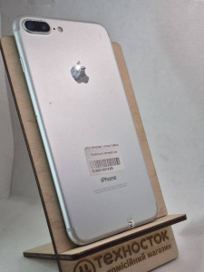 Мобільний телефон iPhone 7 Plus 128Gb