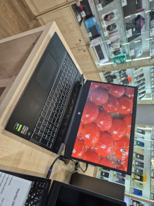 Ноутбук HP 15-ec2001ub