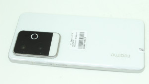 Мобільний телефон Realme GT6 12/256GB