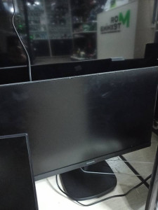 Монитор Philips 243V7Q