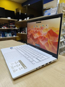 Ноутбук Asus Vivobook X1404VA