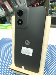 Мобільний телефон Motorola E14 2/64Gb