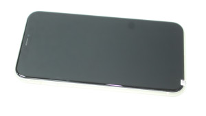 Мобильный телефон iPhone 11 64GB