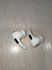 Bluetooth гарнитура Apple AirPods Pro 2nd generation A2968 (A3047, A3048)