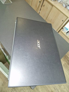 Ноутбук Acer EX215-54-346L