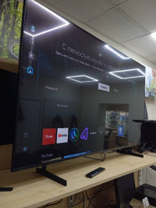 Телевизор SAMSUNG UE55DU7172U