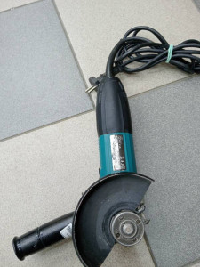 Болгарка Makita GA4540