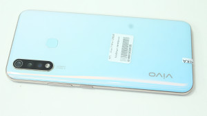 Мобільний телефон Vivo Y19 4/128GB