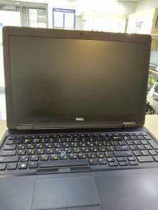 Ноутбук DELL Precision 3520