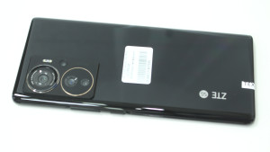 Мобільний телефон ZTE Axon 40 Pro 12/256GB