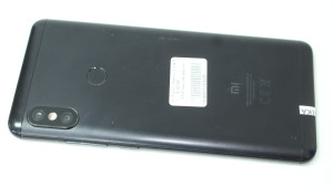 Мобильный телефон Xiaomi Redmi Note 5 3/32GB