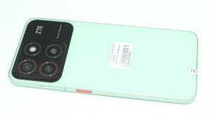Мобильный телефон ZTE Blade A35 2/64GB
