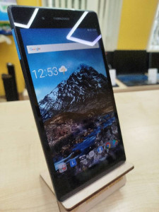 Планшет Lenovo TB-7304F