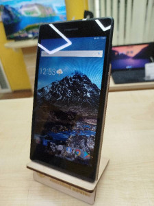 Планшет Lenovo TB-7304F