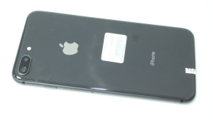 Мобільний телефон iPhone 8 Plus 256Gb