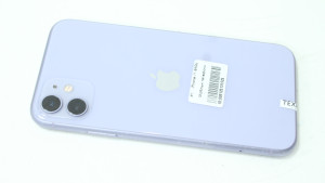 Мобільний телефон iPhone 11 64GB