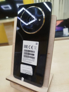 Мобільний телефон POCO C61 3/64GB