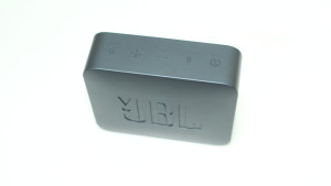 Портативная акустика JBL Go Essential