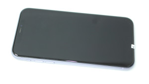 Мобильный телефон iPhone 11 64GB