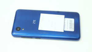 Мобільний телефон ZTE Blade L8 1/16GB