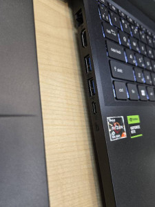 Ноутбук Aser Ninro v 15 ANV15-41-R7SU