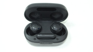 Bluetooth гарнитура JBL Quantum TWS AIR