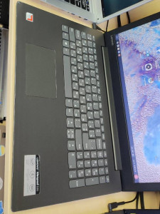 Ноутбук Lenovo IdeaPad 330-15AST