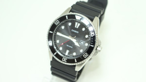 Часы кварцевые Casio MDV-107