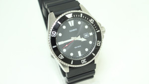 Часы кварцевые Casio MDV-107