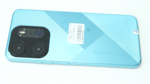 Мобильный телефон Tecno Spark Go 2023 (BF7) 4/64GB