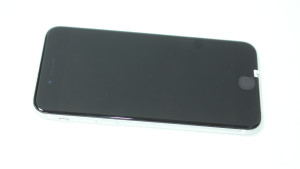 Мобильный телефон iPhone SE 2020 64GB