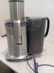 Соковыжималка KENWOOD JE850