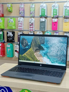 Ноутбук HP  255 G8