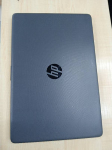 Ноутбук HP  255 G8