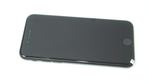 Мобильный телефон iPhone 7 128Gb