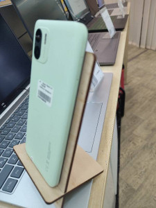 Мобильный телефон Xiaomi Redmi A1 2/32GB