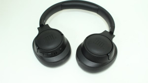 Bluetooth гарнітура JBL TUNE710BT