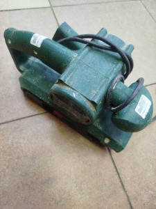 Шліфмашина стрічкова DWT BS-650