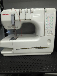 Розпошивальна машина Janome Cover Pro II