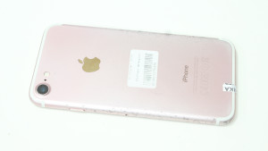 Мобильный телефон iPhone 7 32Gb