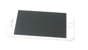 Мобильный телефон iPhone 7 32Gb