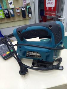 Електролобзик Makita 4326