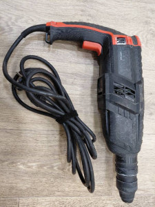 Перфоратор Dnipro-M RH-100Q