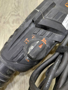 Перфоратор Dnipro-M RH-100Q