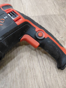 Перфоратор Dnipro-M RH-100Q