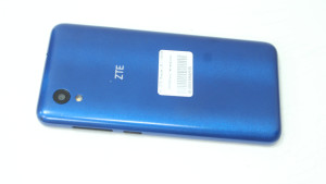 Мобільний телефон ZTE Blade L8 1/16GB