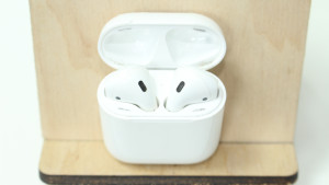 Bluetooth гарнитура Apple AirPods A1602
