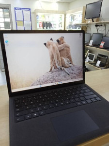 Ноутбук Microsoft 1769