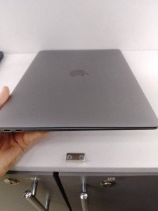 Ноутбук Apple MacBook Air A1932